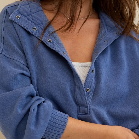 Aerie Getaway Quarter Snap Sweatshirt Blue XS New With Tags - Picture 5 of 7